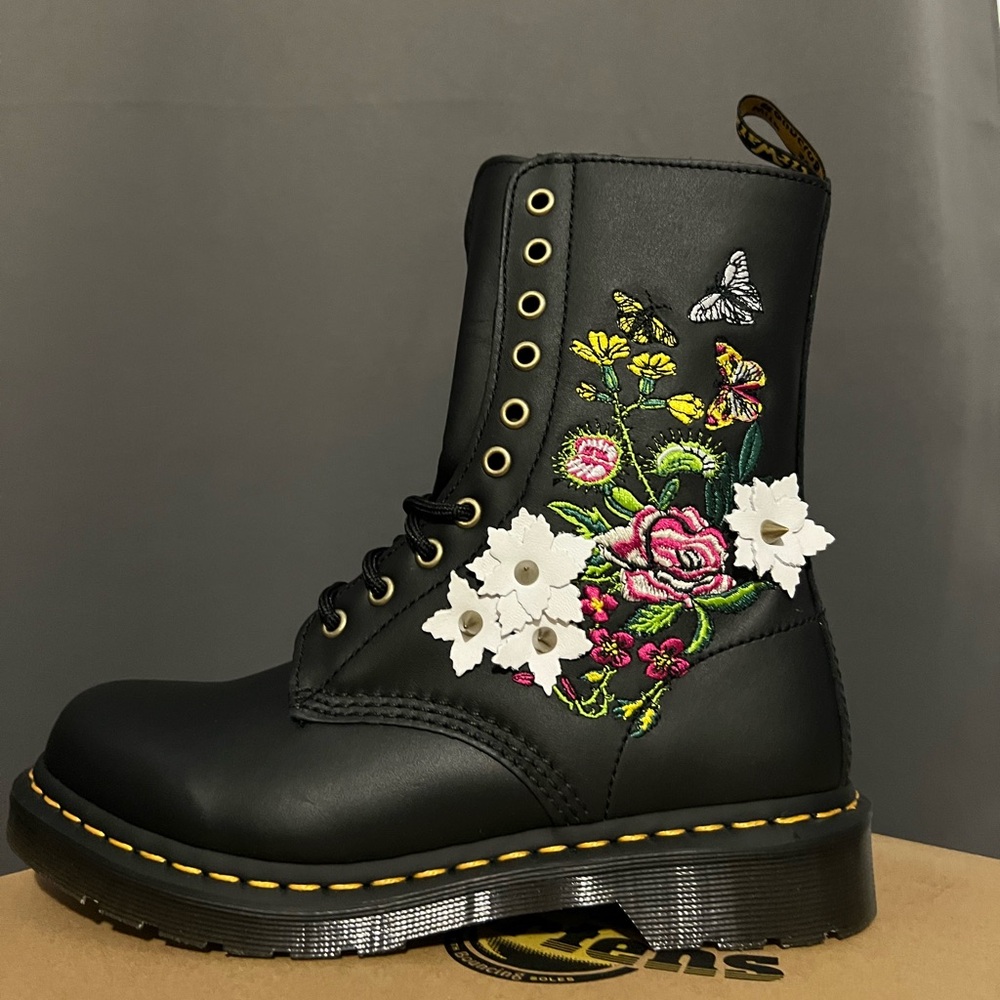 🌺NIB DR MARTENS FLORAL BLOOM LEATHER MID-CALF BOOTS🌺